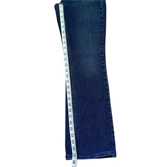 Du Contra Womens Low Rise Boot Cut  Medium Wash Blue‎ Jeans Size 38 (B10024) - Picture 5 of 11